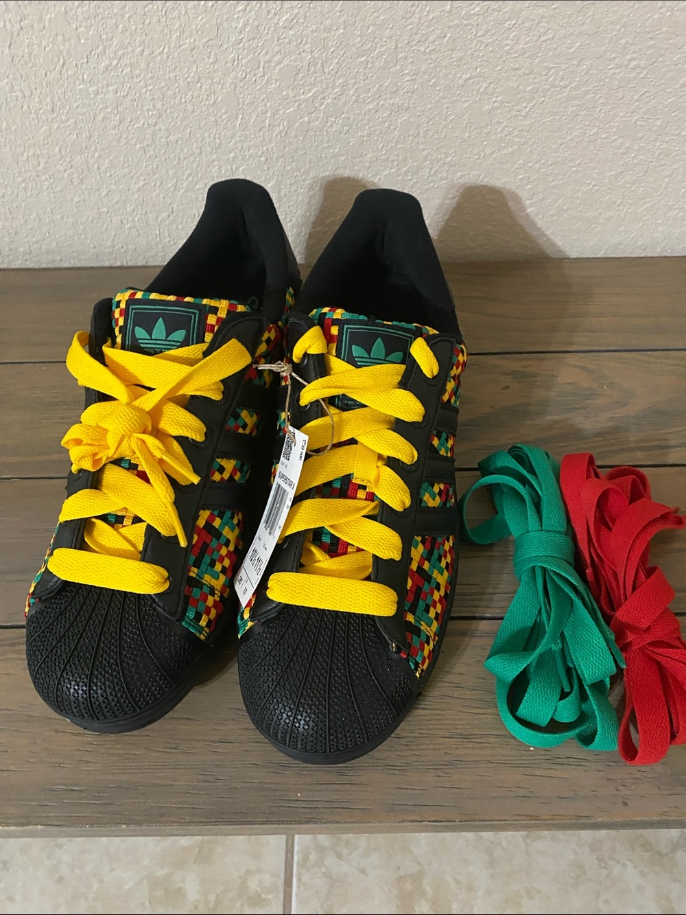NWT Adidas superstar II Bob Marley Jamaica men’s size 10.5 - Picture 9 of 9
